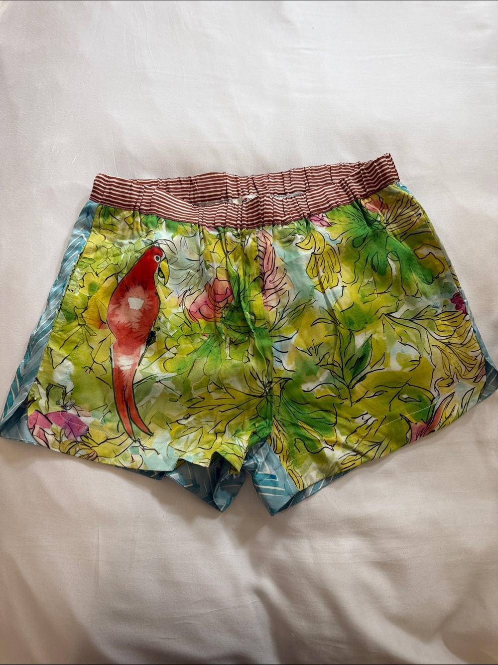 Me369 shorts